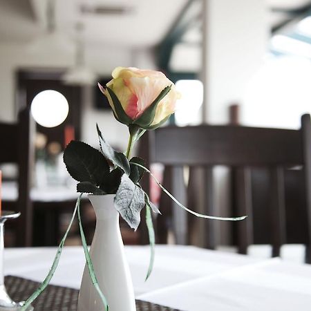City-Hotel 프리소이티 외부 사진